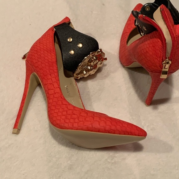 FINAL OFFER‼️BEAUTIFUL HEELS ❤️ - Picture 7 of 7